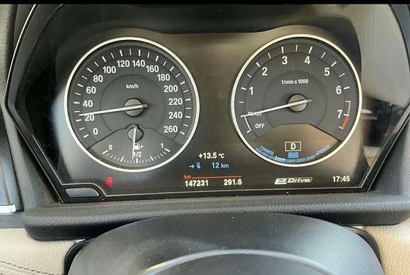 BMW 225xe 8 of 9