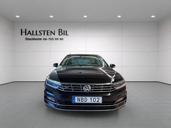 Volkswagen Passat 3 of 5