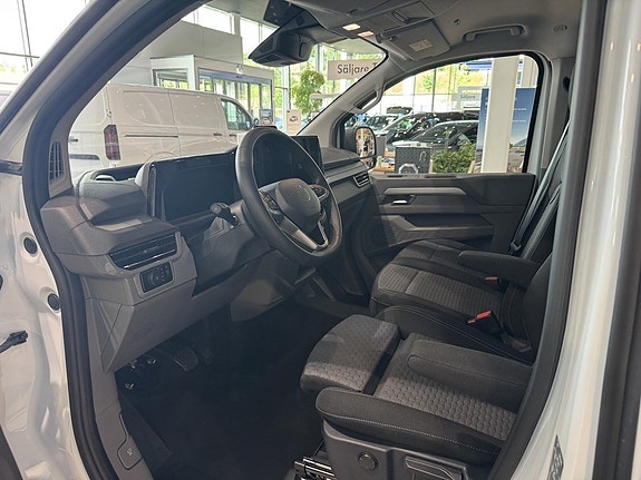 Volkswagen Transporter 7 of 16