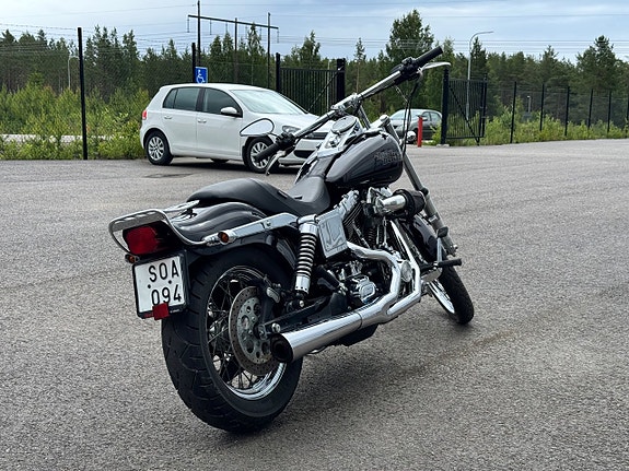 Harley-Davidson FXDWG Dyna Wide Glide 1640 NYSERVAD NYBESIKTAD BRA SKICK 3 of 5