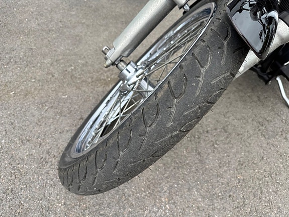 Harley-Davidson FXDWG Dyna Wide Glide 1640 NYSERVAD NYBESIKTAD BRA SKICK 6 of 9