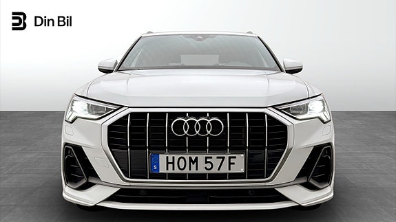 Audi Q3 4 of 5