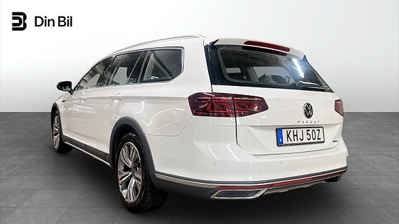 Volkswagen Passat 3 of 5