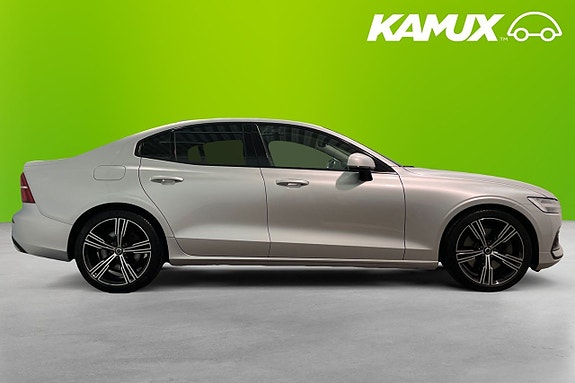 Volvo S60 2 of 5