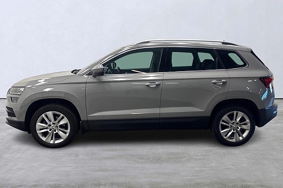 Skoda Karoq 2 of 5