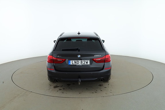 BMW 520d 4 of 5