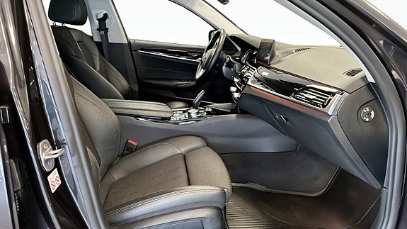 BMW 520 3 of 5