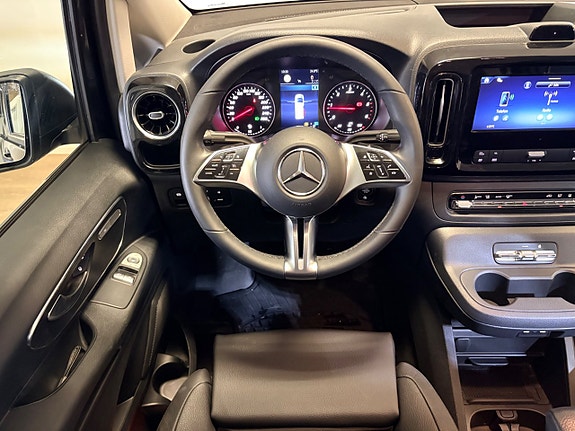 Mercedes-Benz Vito 119 7 of 28