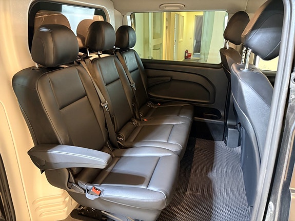 Mercedes-Benz Vito 119 23 of 28