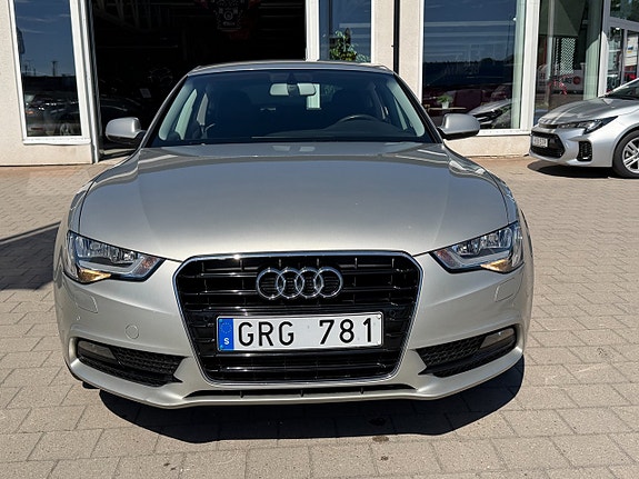 Audi A5 2 of 5