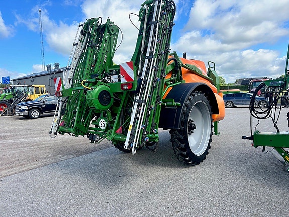 Amazone UX 4200 24-m Sverigespruta 3 of 5