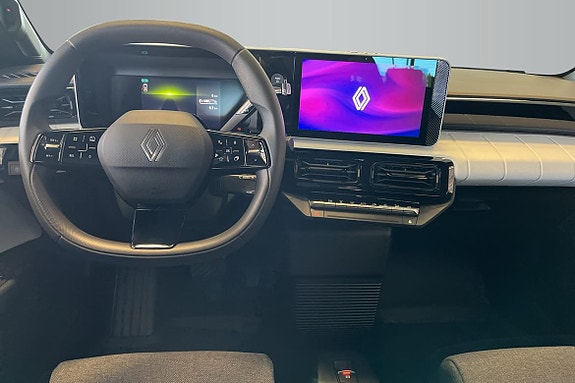 Renault 5 E-Tech 10 of 13