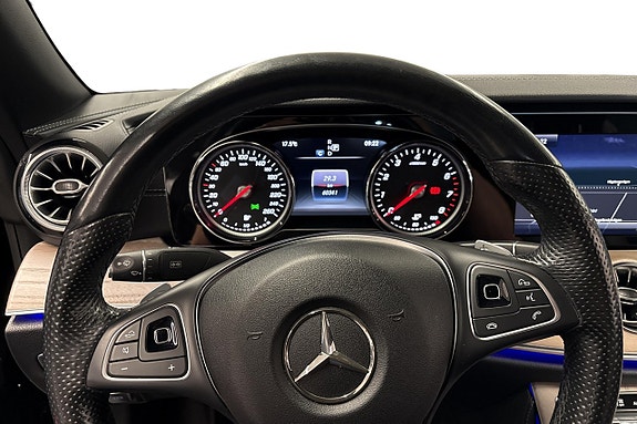 Mercedes-Benz E200 9 of 14