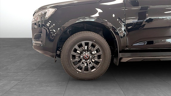 Isuzu D-max 9 of 12