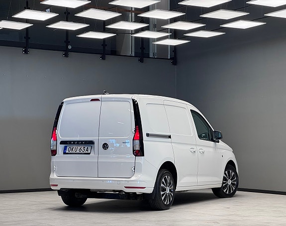 Volkswagen Caddy 2 of 5