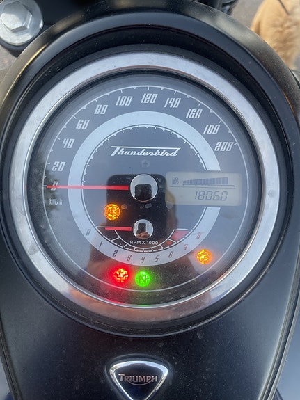 Triumph THUNDERBIRD STORM 4 of 5