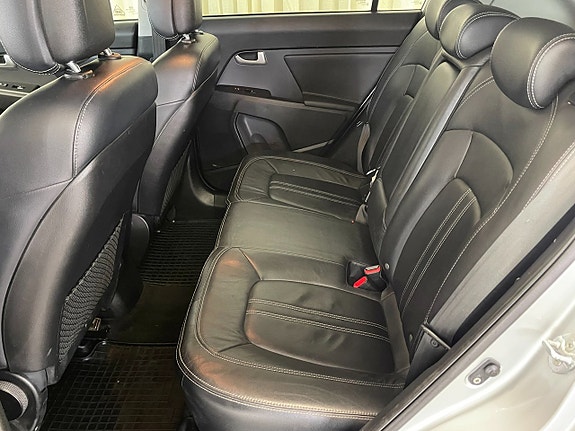 Kia Sportage 12 of 17