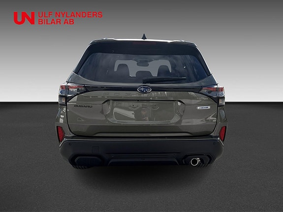 Subaru Forester 3 of 15