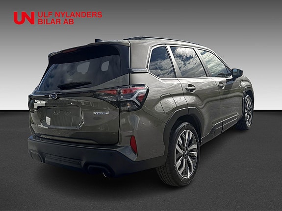Subaru Forester 4 of 15