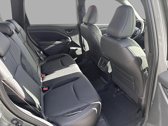 Subaru Forester 11 of 15