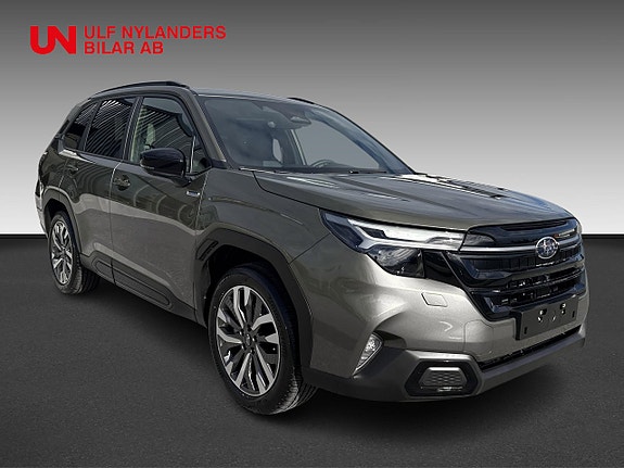 Subaru Forester 5 of 15