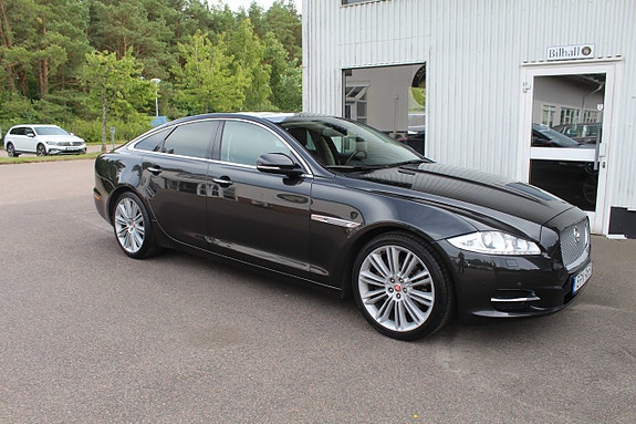 Jaguar XJ 6 of 15
