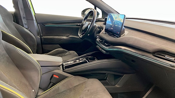 Skoda Enyaq 3 of 5