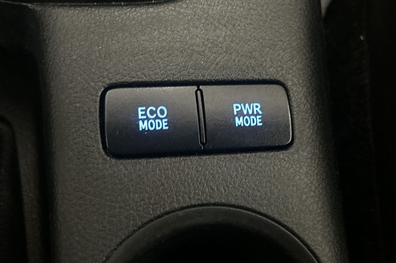 Toyota HiLux 16 of 20