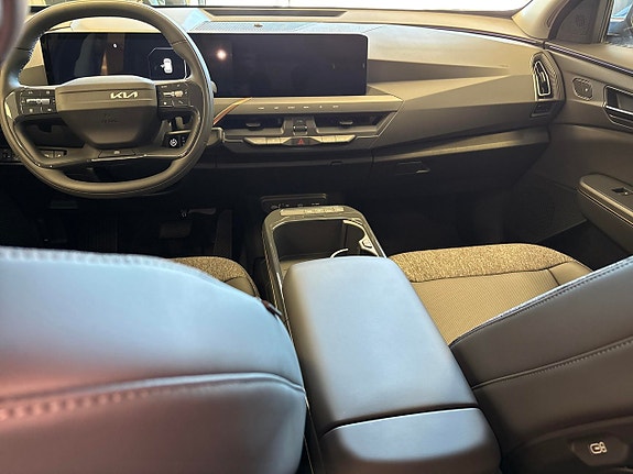 Kia EV5 7 of 13