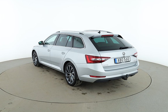 Skoda Superb 3 of 5
