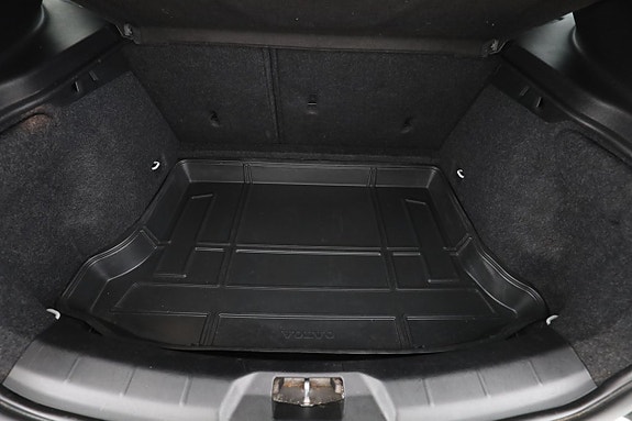Volvo V40 17 of 30