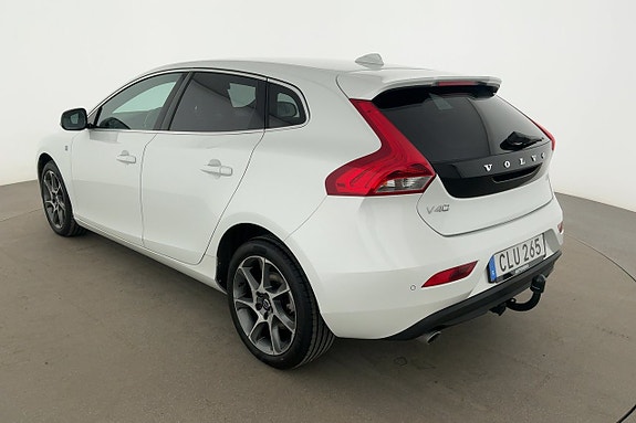 Volvo V40 3 of 30