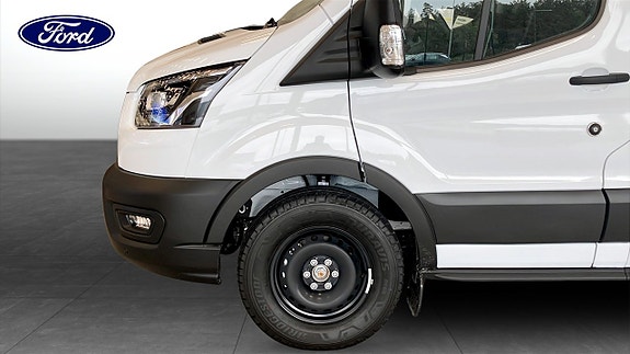 Ford Transit 9 of 9