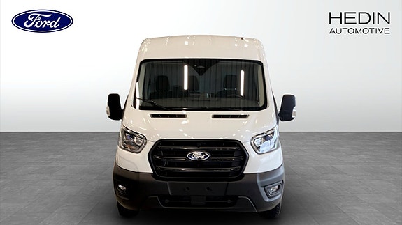 Ford Transit 8 of 9