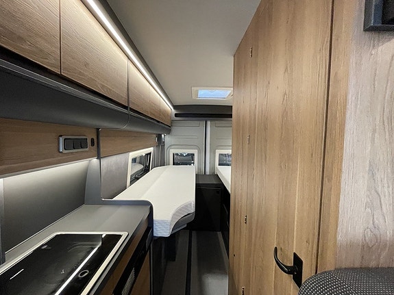 Kabe Affinity Three /Långbädd/Automat140hk/4250kg/ 9 of 22