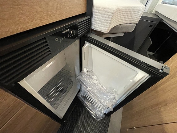 Kabe Affinity Three /Långbädd/Automat140hk/4250kg/ 15 of 22