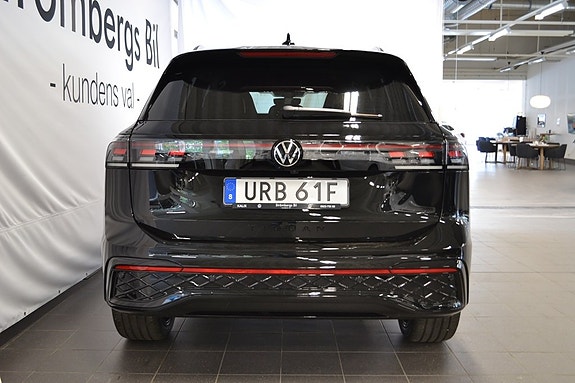 Volkswagen Tiguan 4 of 13