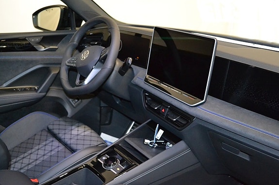 Volkswagen Tiguan 7 of 13