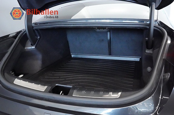 Porsche Taycan 4S 10 of 30