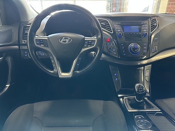 Hyundai i40 9 of 21