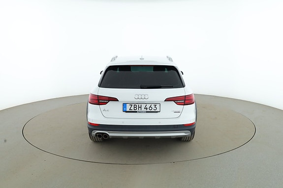 Audi A4 allroad 4 of 5