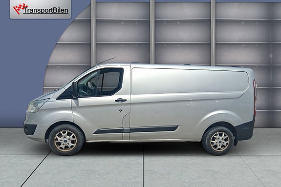 Ford Transit Custom 2 of 5