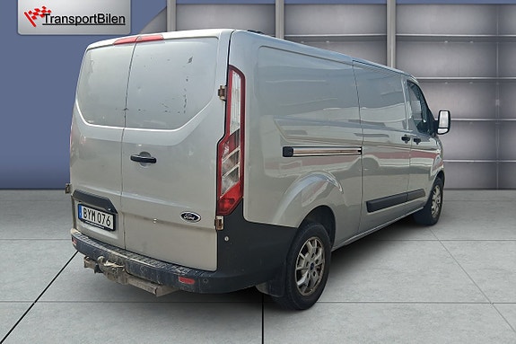 Ford Transit Custom 5 of 5