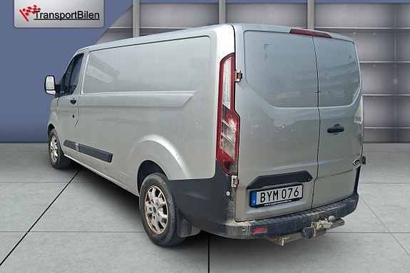 Ford Transit Custom 3 of 5