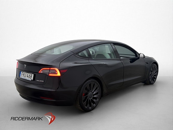Tesla Model 3 9 of 30