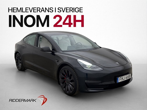 Tesla Model 3 4 of 5