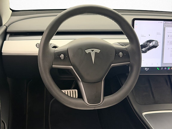 Tesla Model 3 12 of 30
