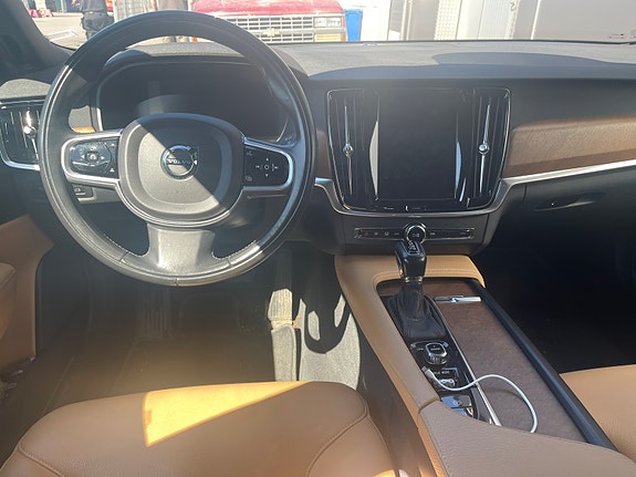 Volvo S90 5 of 5