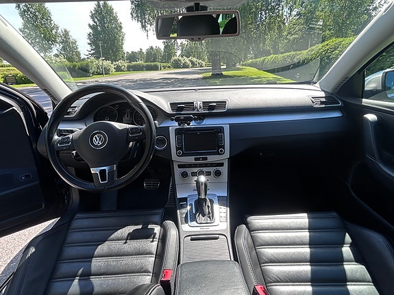 Volkswagen Passat Alltrack 5 of 5