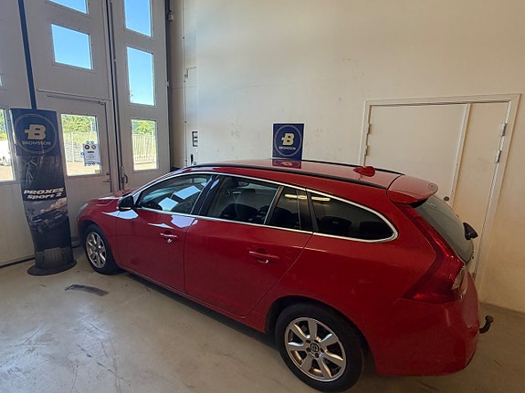 Volvo V60 5 of 5